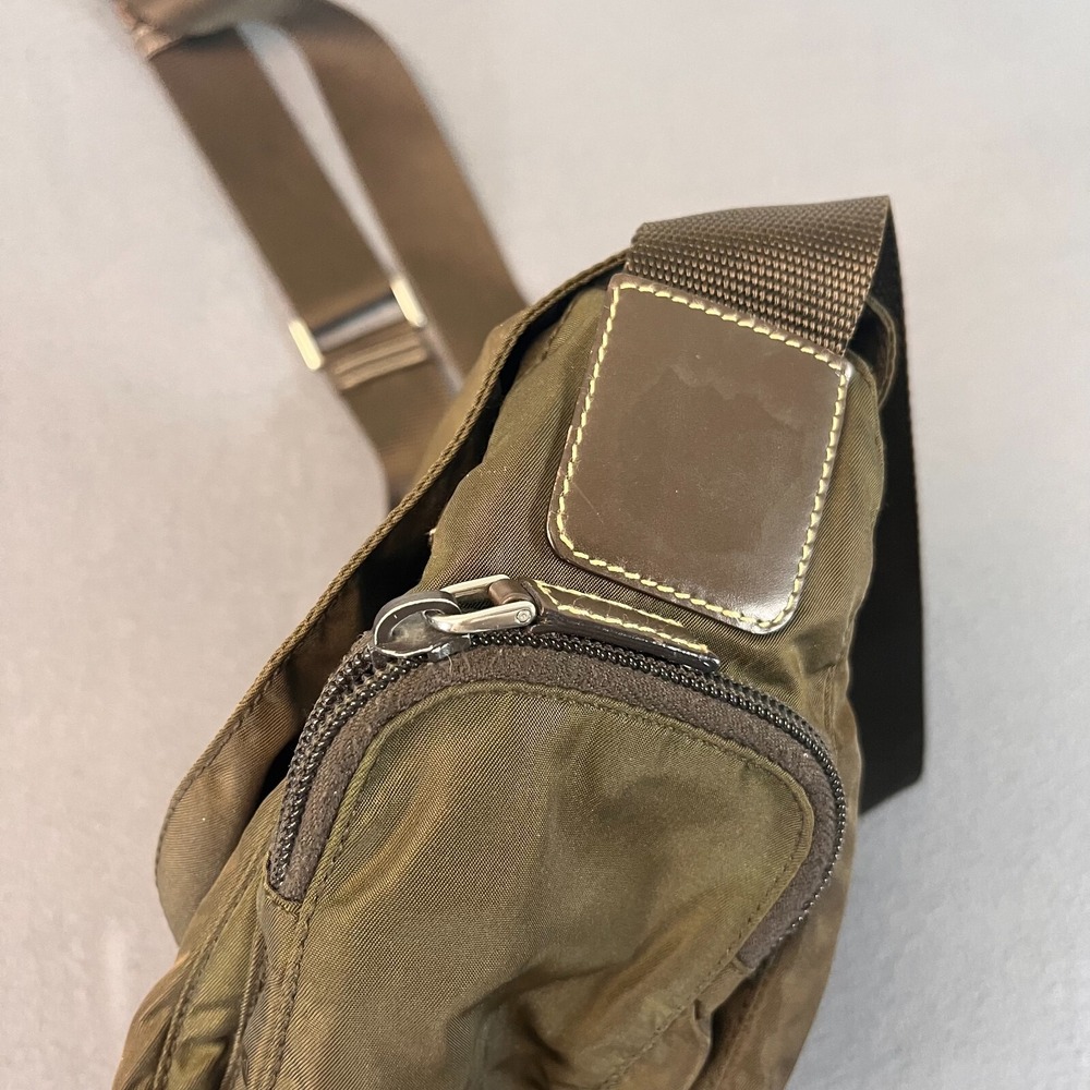 PRADA Shoulder Bag Crossbody Messenger Bag Shoulder Bag Nylon Triangle Logo Uni - Picture 4 of 16